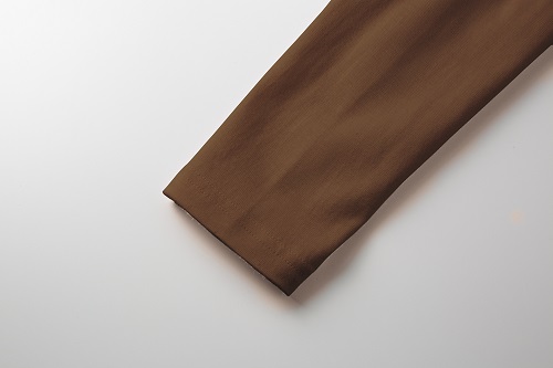 5.6オンスロングスリーブTシャツ